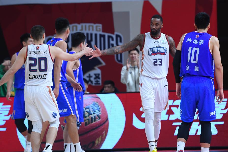 cba马布里被掀翻,cba排名榜首易主辽宁丢掉第一宝座