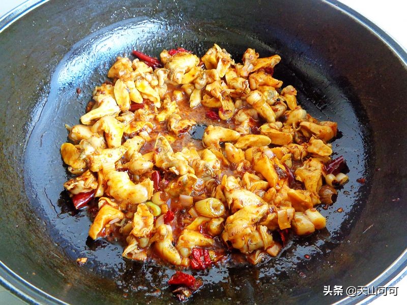 炒田螺需要哪些食材,炒田螺怎么中和寒性