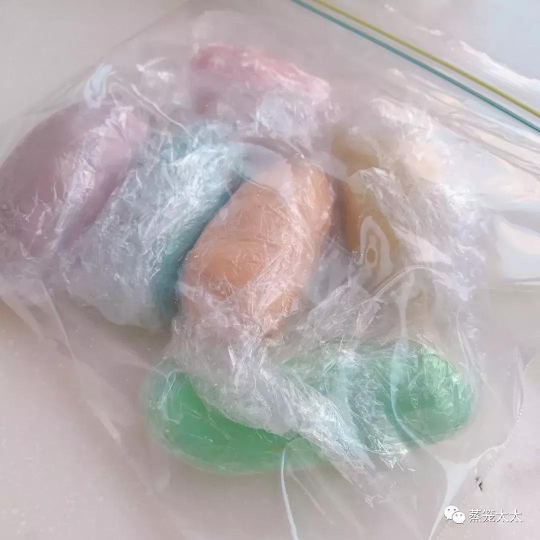 买来的橡皮泥有毒吗,外面买的橡皮泥