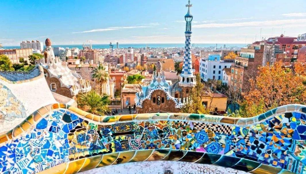 设计大师安东尼奥高迪,西班牙设计大师高迪