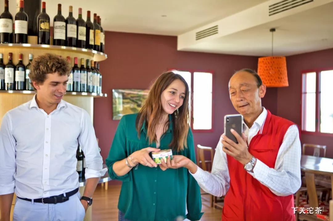 巴黎红酒塞纳河边,中法建交50周年纪念红酒