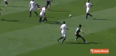 自律！进球后武磊仍牢记恩师冲超名言惊叹：皇马小将把我弄惨了