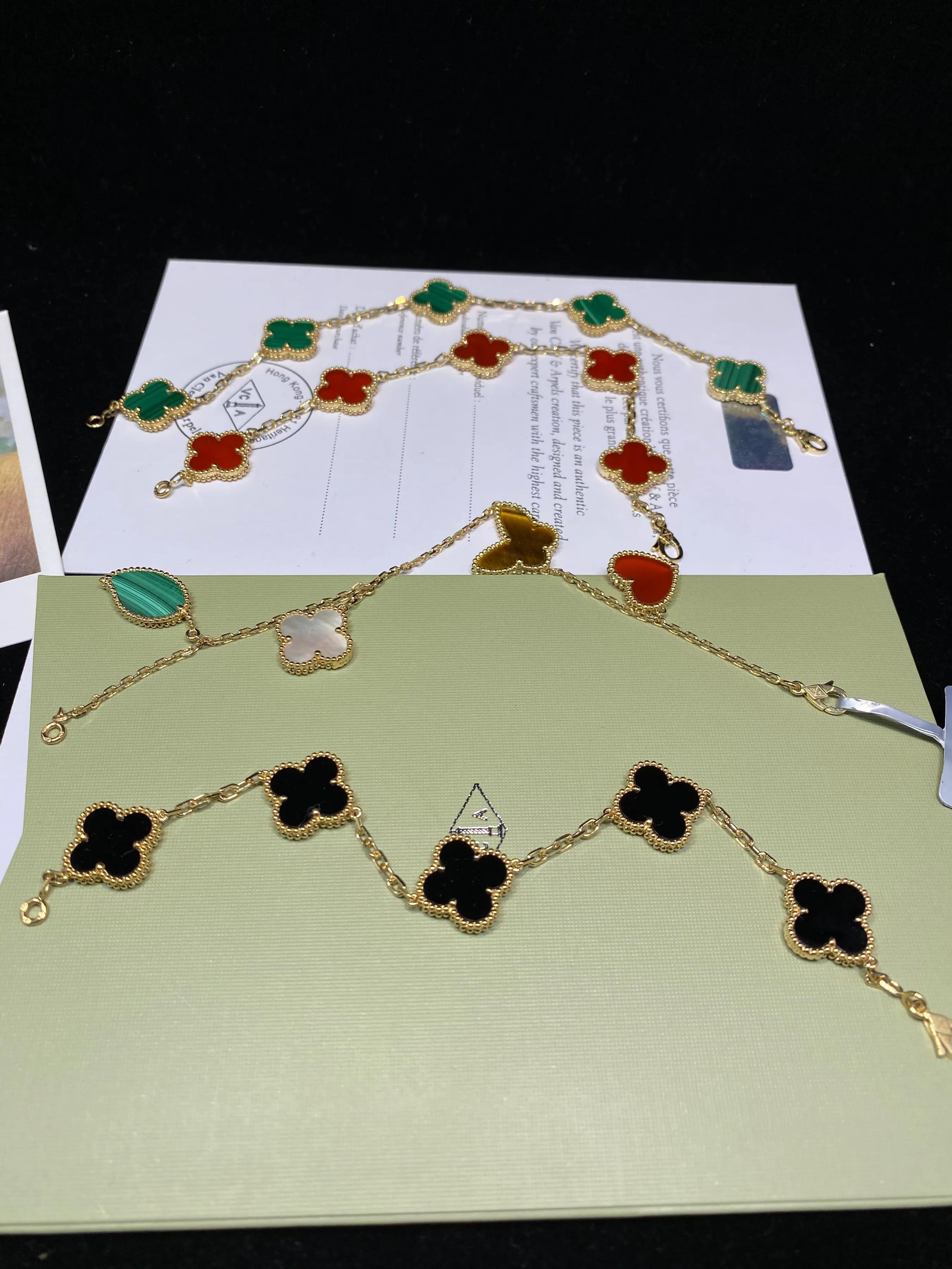 vca梵克雅宝四叶草圣诞限量款项链,vca四叶草手链最新款