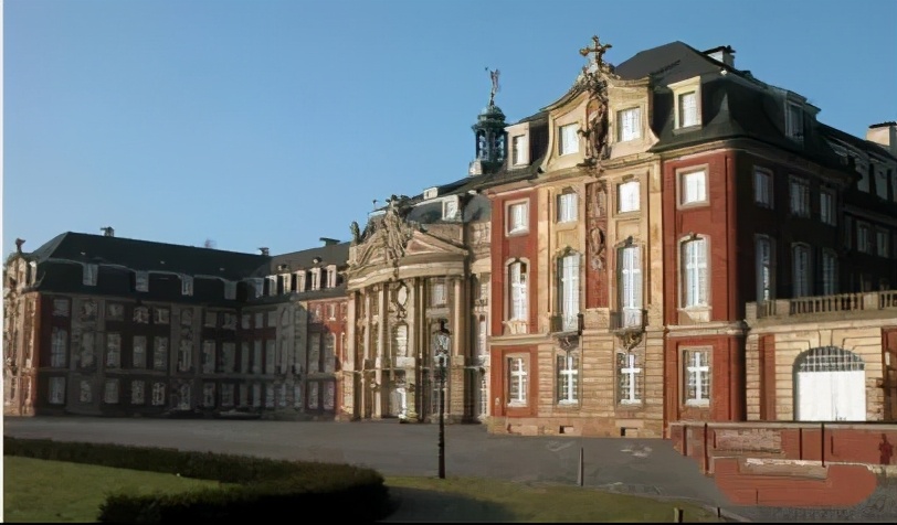 杜伊斯堡埃森大学入学时间,杜伊斯堡－埃森大学