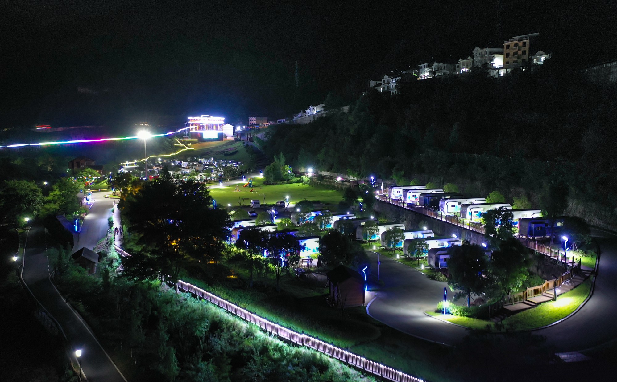 宜昌兴山朝天吼漂流空气质量,宜昌朝天吼漂流今天可以游吗