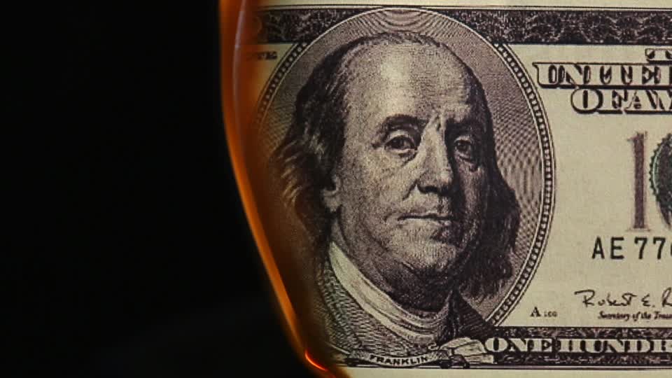 国内油价或迎五连跌,中国油价回落利好