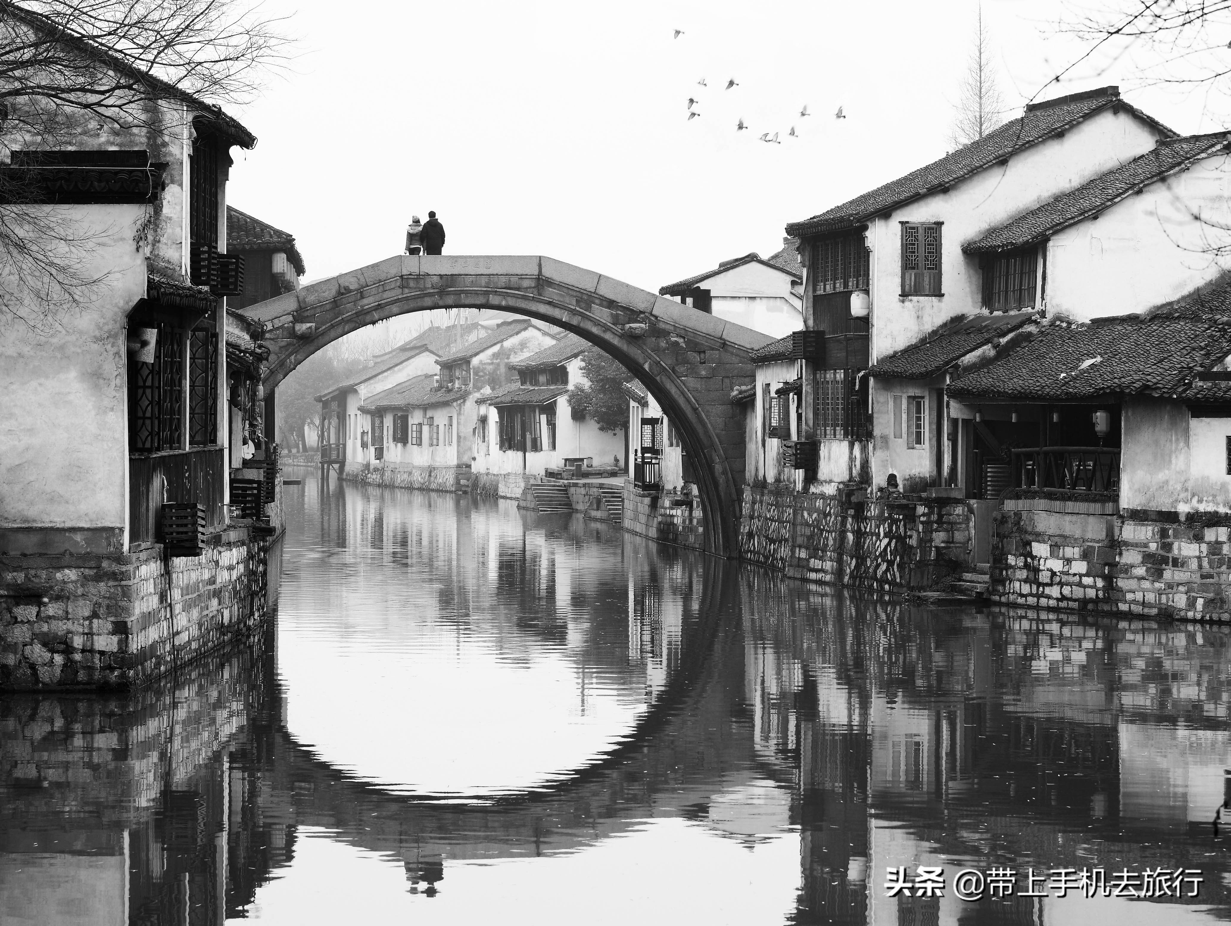 黑白色照如何照的有高级感,这6种表现你一定要注意