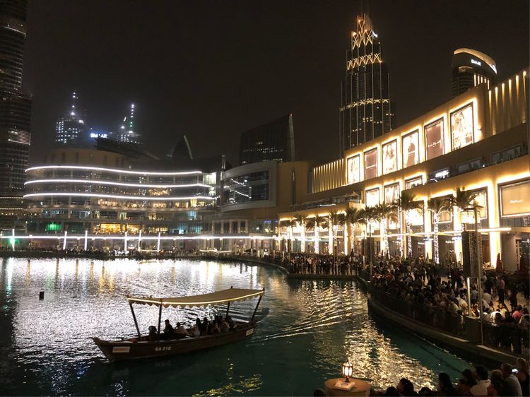 阿联酋是全球最富裕的国家吗,沙特和迪拜是世界上最富有的国家