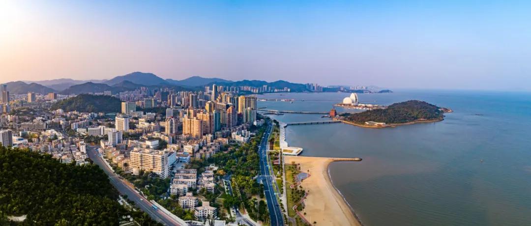 你好，我叫珠海，请收下我2021版新名片，带你了解新的珠海！