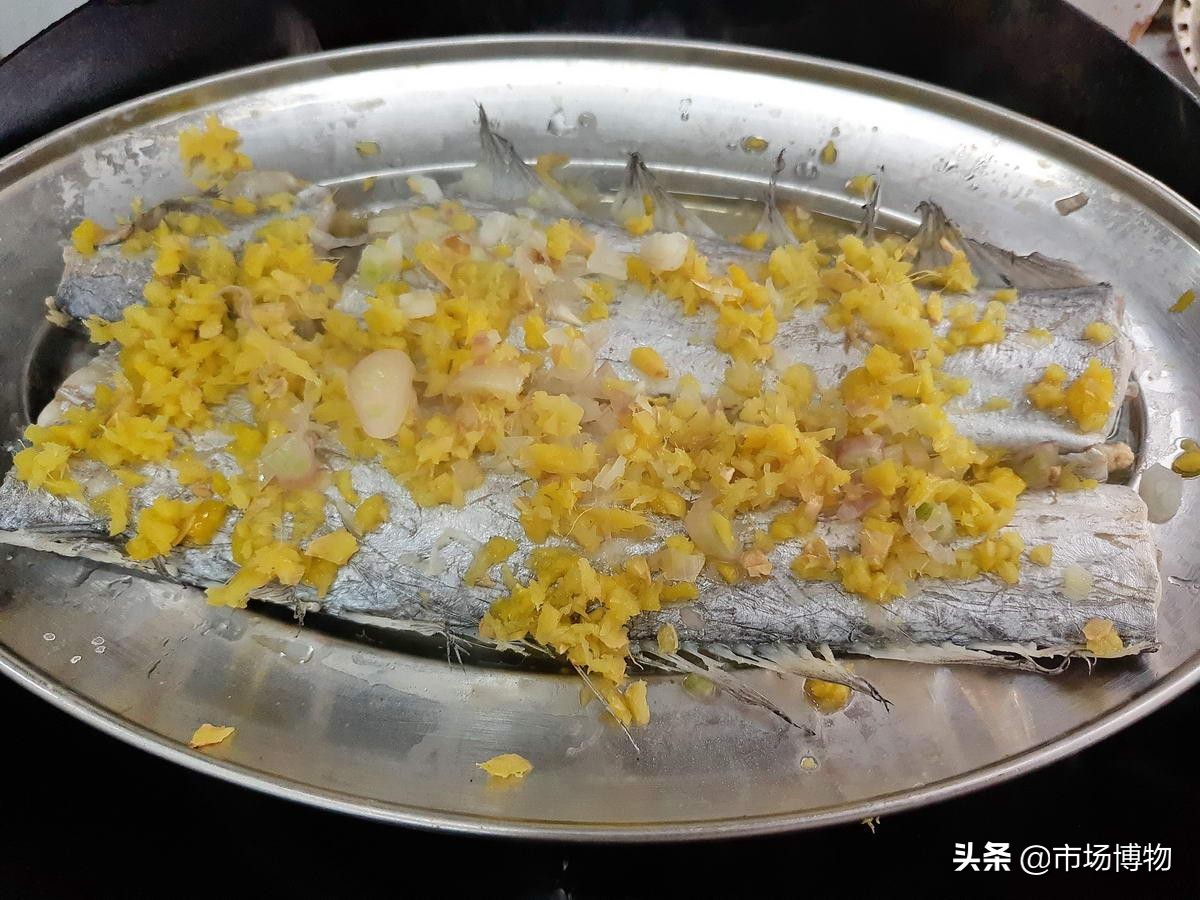 糖醋蒸带鱼的家常做法,葱姜蒸带鱼