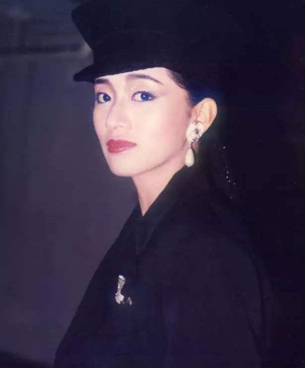 入佛门的李娜现在怎样了,出家的李娜现在如何了