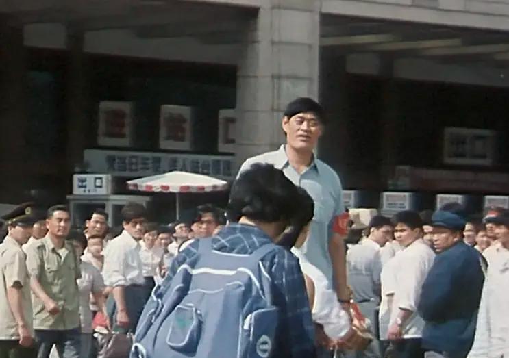 亚洲巨人穆铁柱是中国人吗,穆铁柱能进当年nba吗