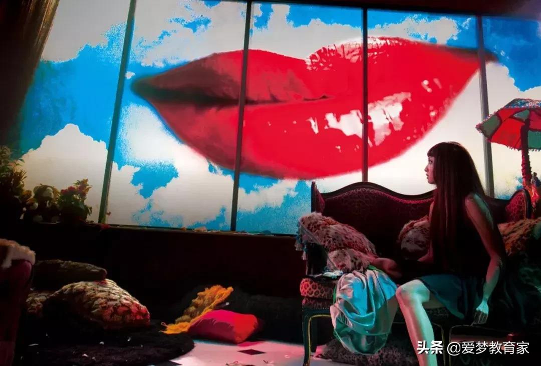 亚洲最狂野女导演，一年出3部新片，半个演艺圈为她站台