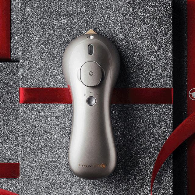 电熨斗去除衣服褶皱,衣服怎么熨小褶皱好用