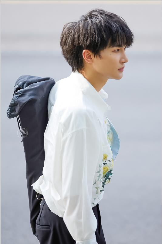 酷我周深歌单,周深网易云年度歌手