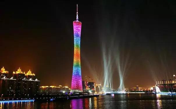 日照来回机票,7-8月份机票价格