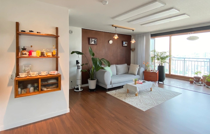 一位单身阿姨晒出独居生活照,52岁阿姨晒独居生活照