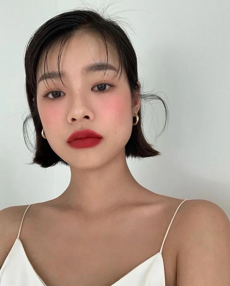 超简单中短发拽姐造型,短发拽姐发型推荐