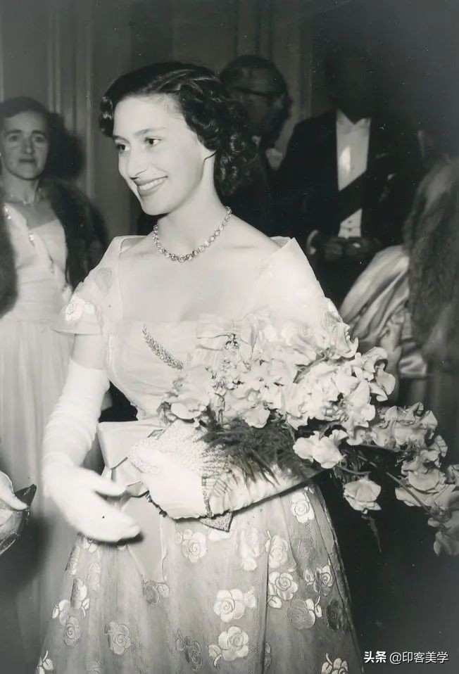 皇室，天生就是时尚单品“带货王”？