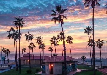 加州新港海滩游玩攻略,加州旅游推荐海边景点攻略