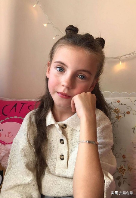 姓袁的女孩名字中带有梓字的,梓字女孩名字寓意好的字