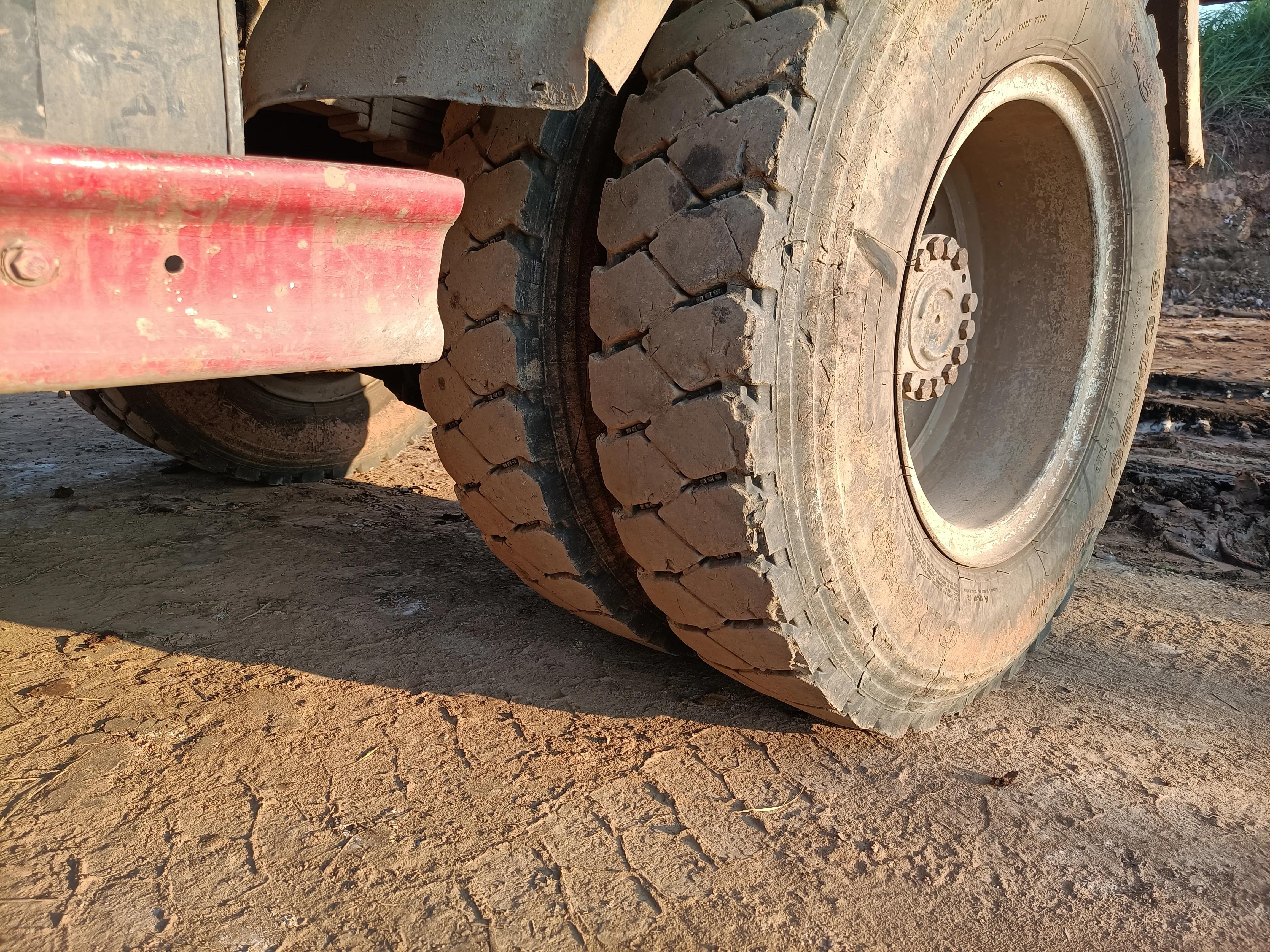 出售自卸车视频,出售自卸车货箱