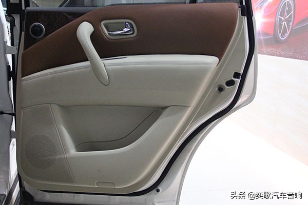 途乐改装丹拿3分频音响效果,日产途乐改装大全集