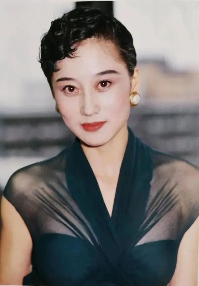 52岁邱淑贞近照曝光,51岁邱淑贞素颜照片