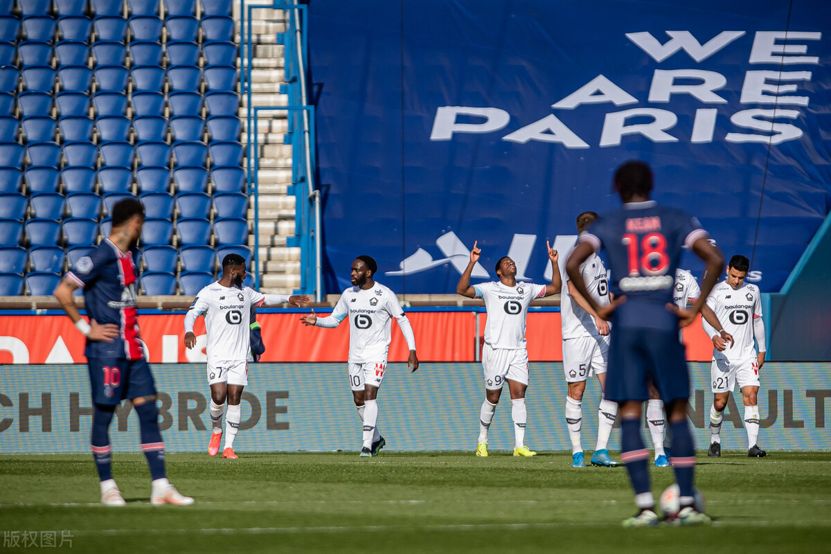 欧冠1-2冷门出局,欧冠拜仁1:0小胜巴黎创纪录