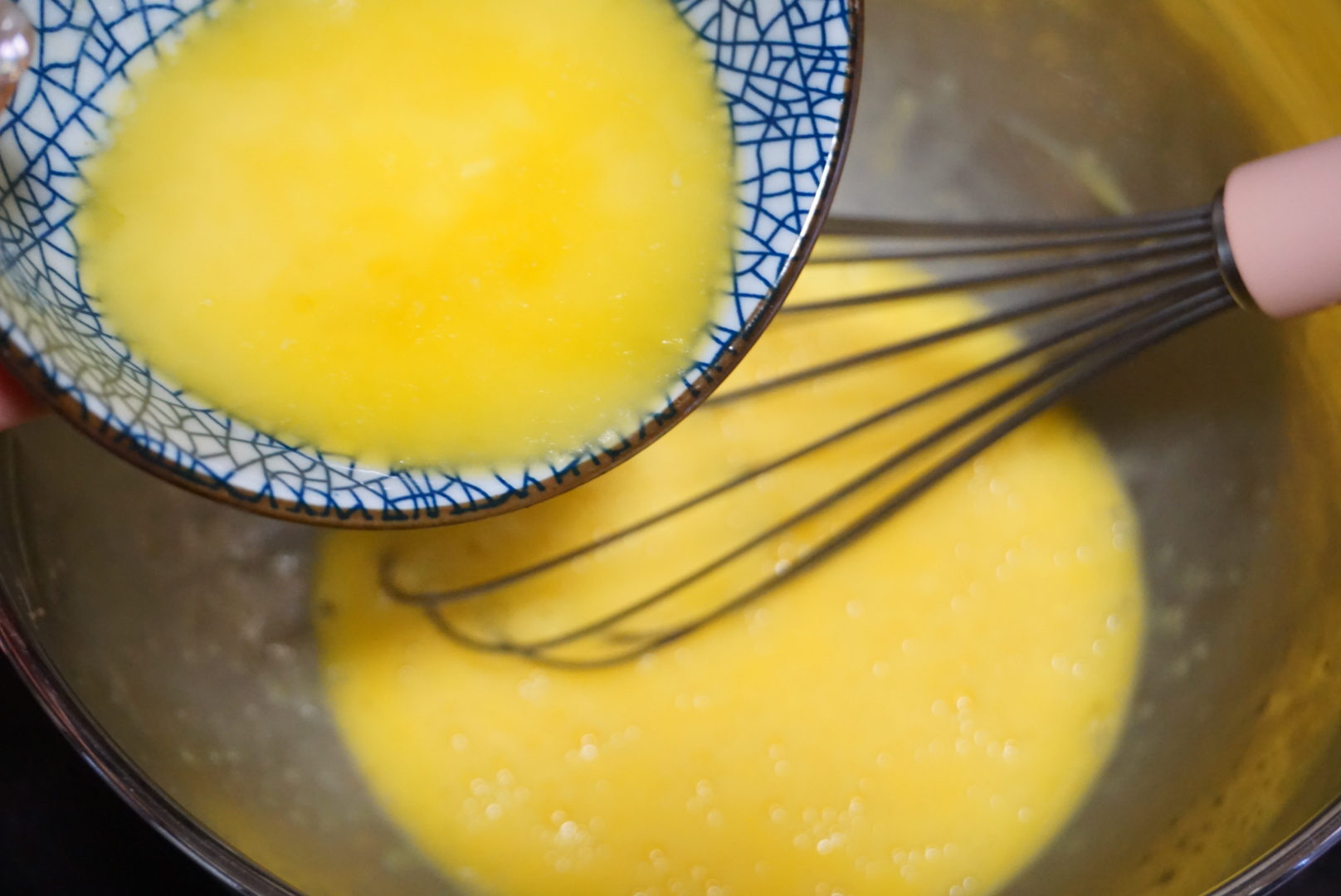 在家不用烤箱怎样给孩子做蛋糕,适合孩子吃的小蛋糕自己做