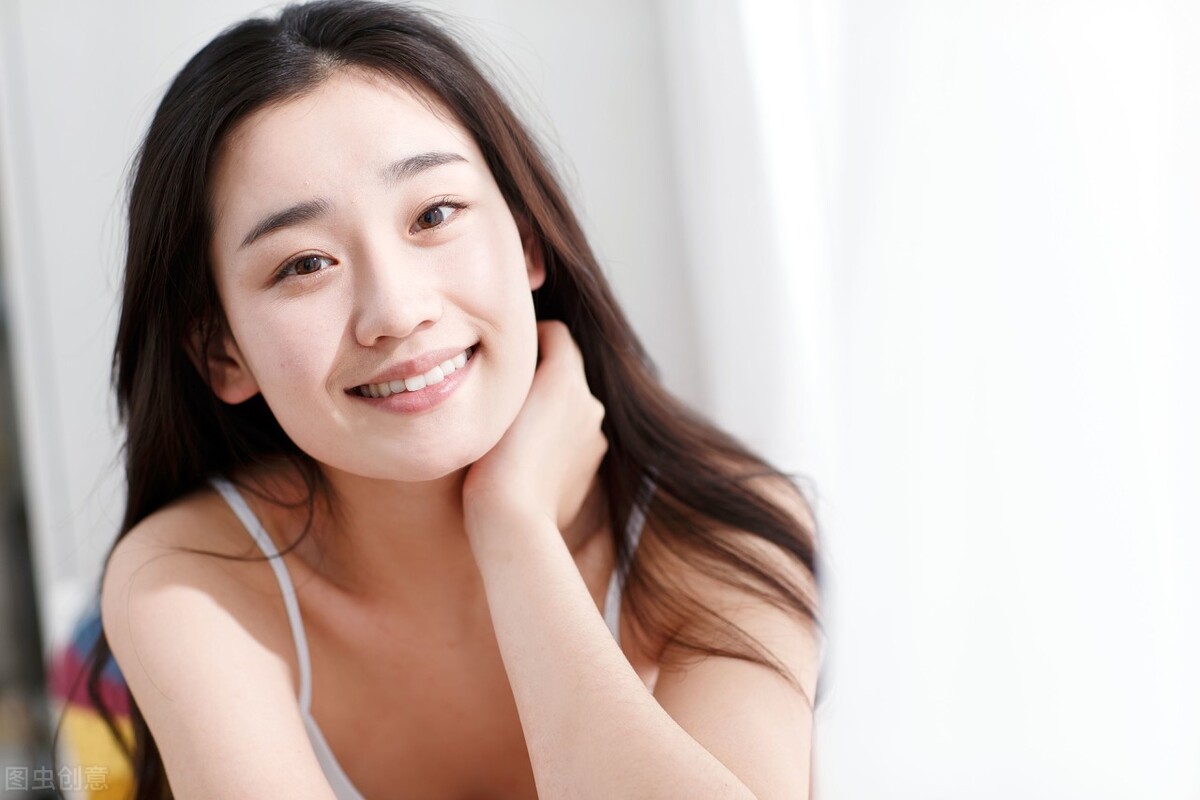 网红脸和真正的美人区别,现在的网红脸图片有多假