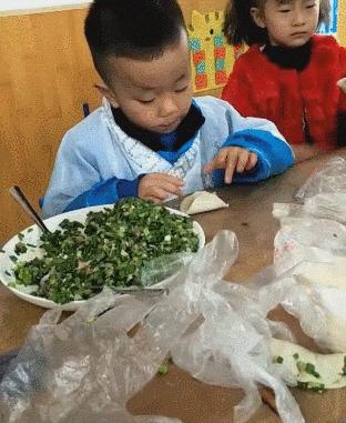 搞笑大哥爆笑图片,搞笑动图走一波