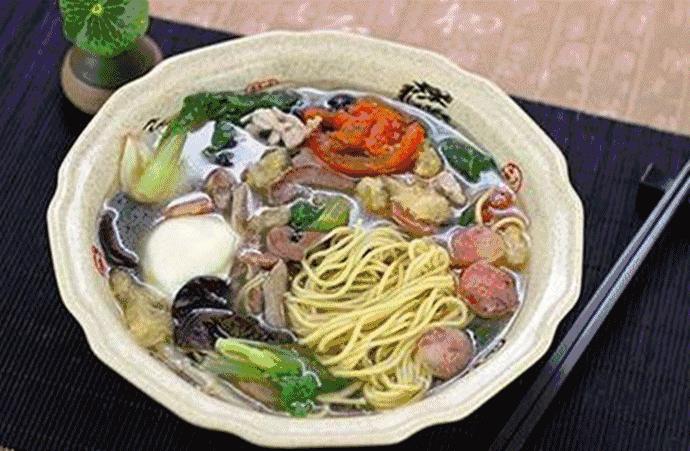 去南京都有哪些特点小吃,去南京必去的特点小吃