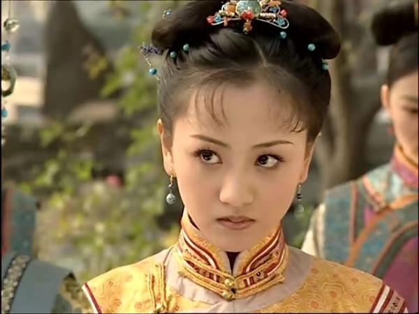 正说孝康章皇后：无宠生贵子，两次被抬旗的最短命皇太后