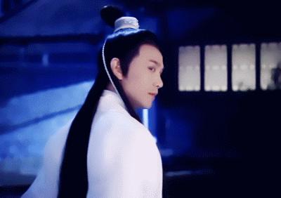 丑人不要再祸害古装了！能上*男美**榜的，只服这9位，个个剑眉星目