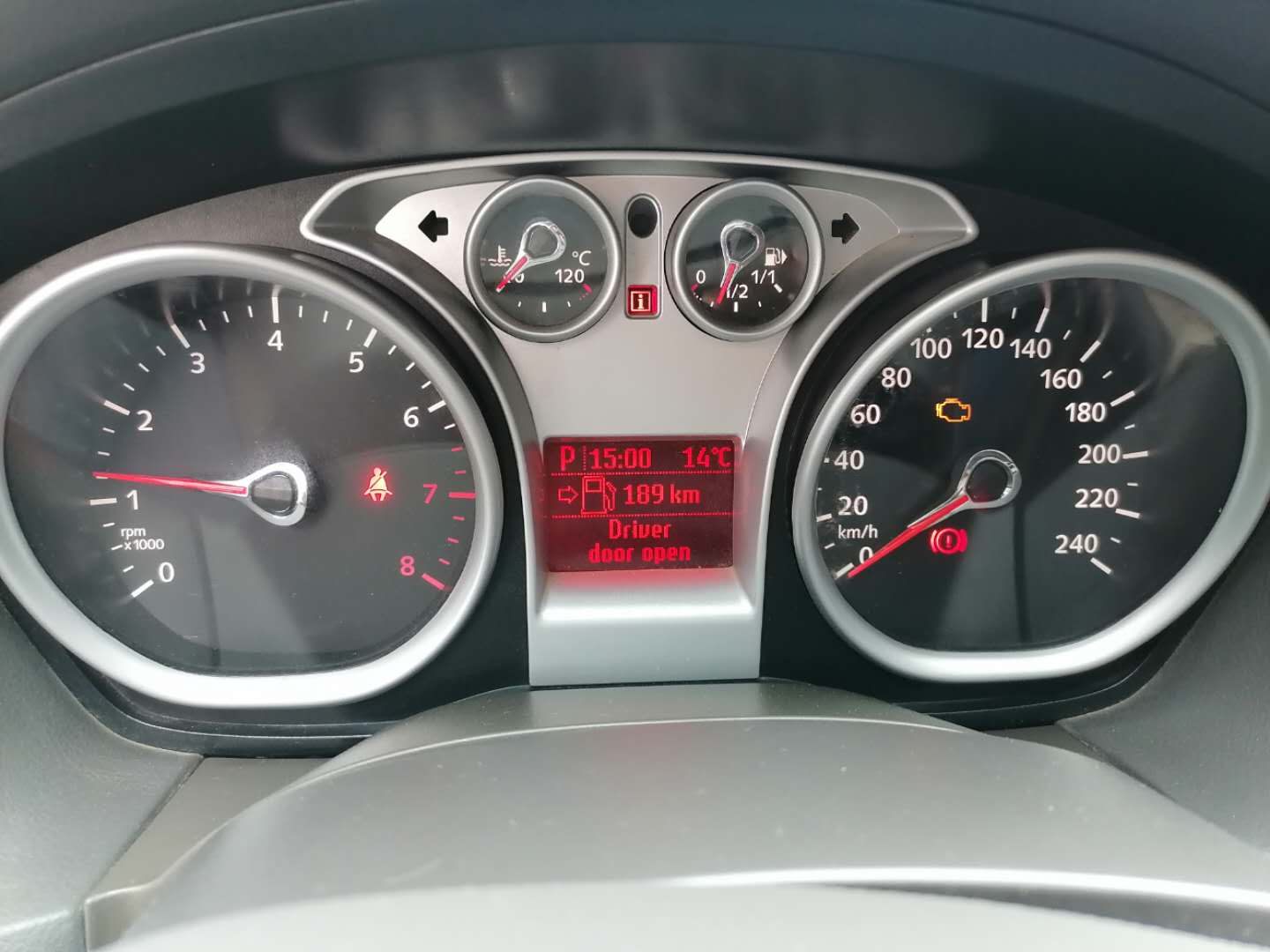 新福克斯发动机缺缸修要多少钱,福克斯缺缸抖动是什么原因