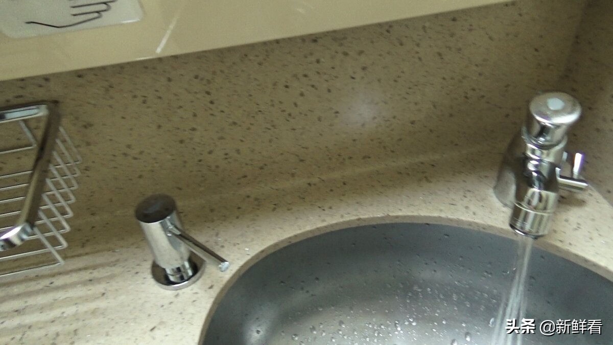 俄罗斯圣彼得堡火车卧铺,莫斯科到圣彼得堡的卧铺车厢怎样