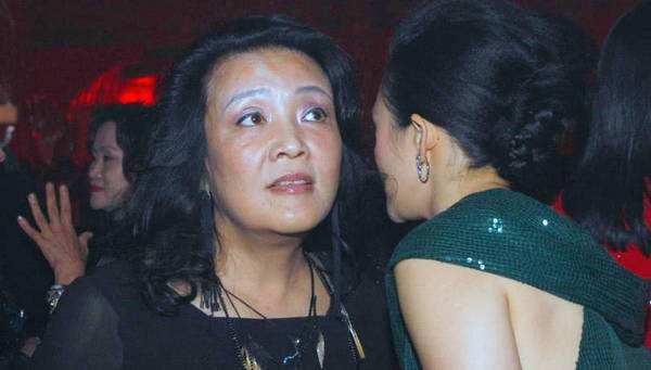 女强人张兰的过山车：端盘子攒2万创办俏江南，暴富后被踢出局