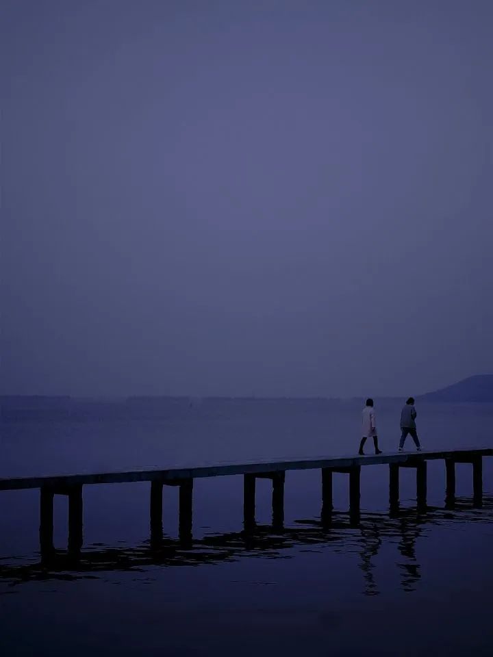 黄油相机超好看的滤镜,蓝调滤镜黄油相机