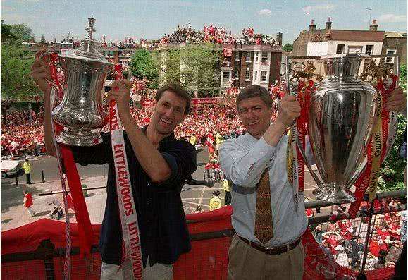 闃垮皵濉炵撼娓╂牸鍚涗复澶╀笅,闃垮皵濉炵撼娓╂牸涓嶈触涔嬪笀