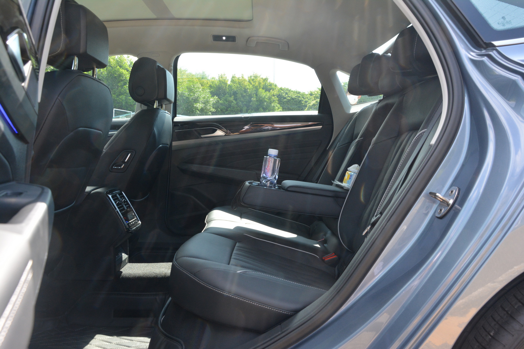 帕萨特2020款330tsi试驾体验,2019年帕萨特330tsi精英版试驾