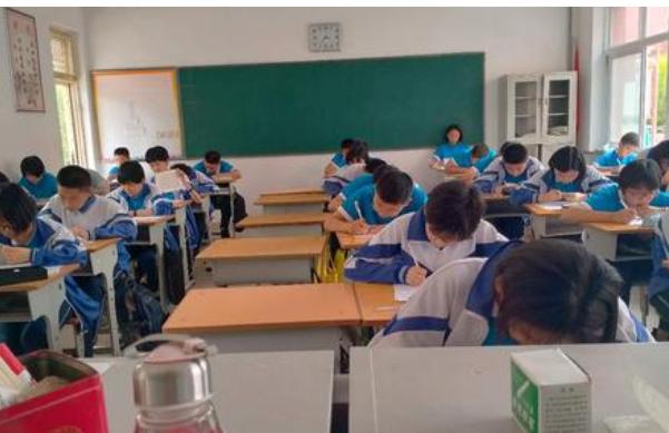 教育部下发通知，中文水平分为“三等九级”，网友：出题很幽默