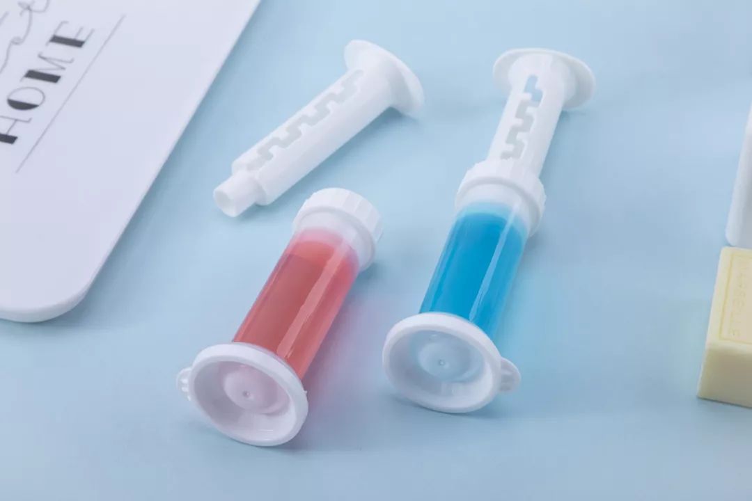 马桶又黄又脏很难清理应该怎么办,马桶有黄渍和异味如何清洗