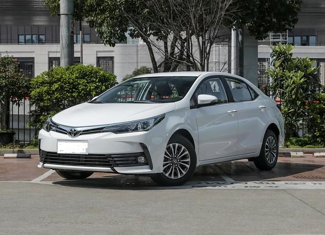 轩逸和卡罗拉整体质量对比,轩逸与卡罗拉整体讲哪个更好一点