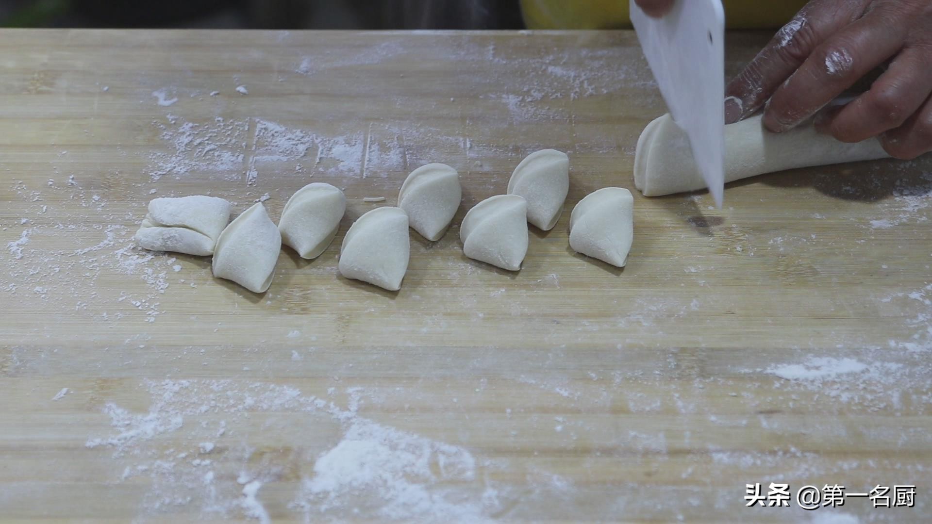 虾仁馅皮薄小笼包,扬州小笼包皮薄馅厚