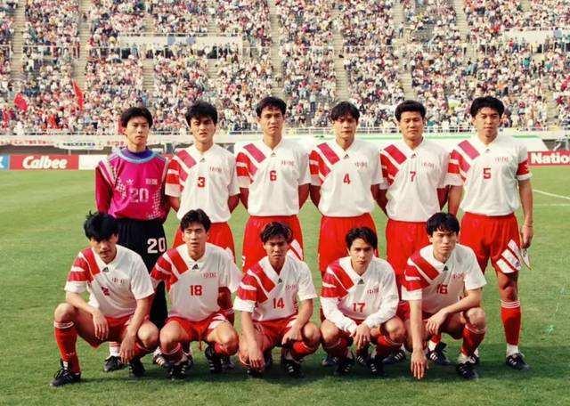 中国足坛还未退役的老将,细数还没退役的足坛常青树