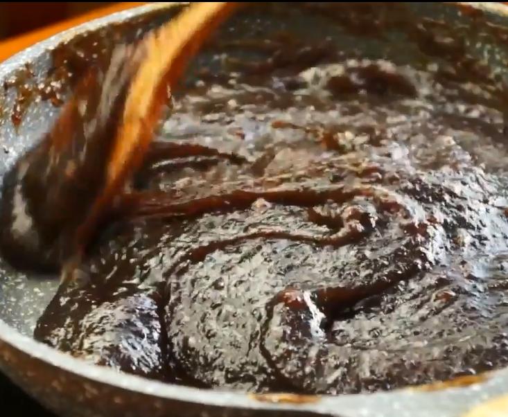 自制红枣核桃糕比阿胶糕还好吃,红枣山药核桃八珍糕