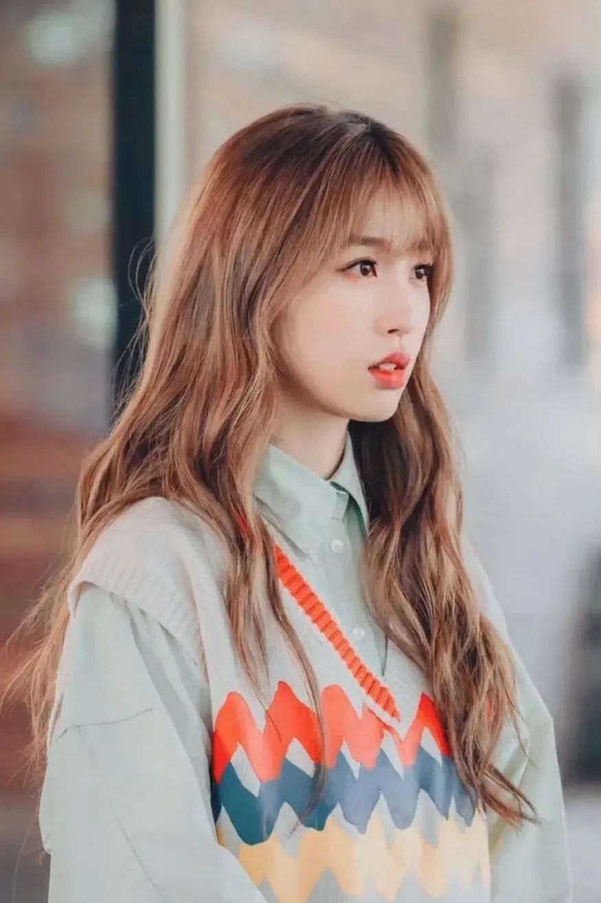 上班女生应该怎么穿比较得体,上班族应该怎么穿