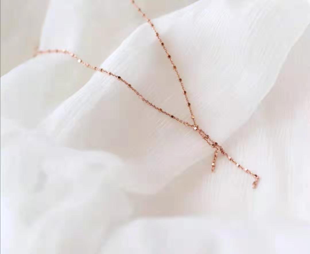 什么样的项链经典又百搭,气质女性戴哪款项链好看