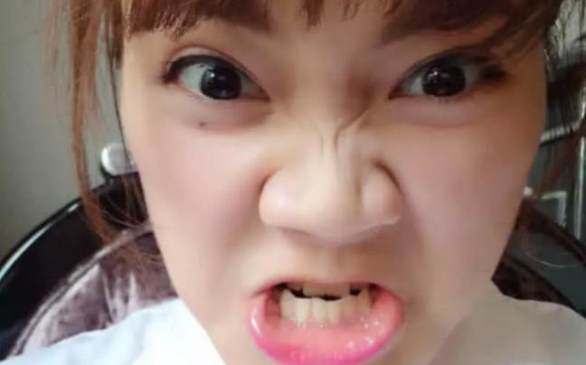 鼻子挤出来的白色条状怎么去干净,鼻子上挤出的白色条状怎么解决